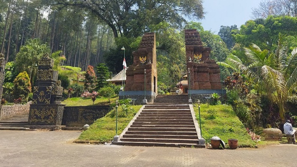 ngajum