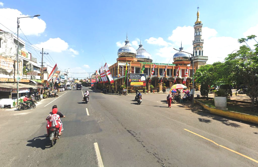 tanggul jember