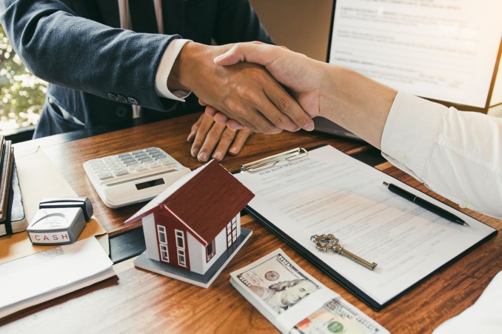 Perhatikan 8 Hal Penting Ini Dalam Proses Jual Beli Rumah!