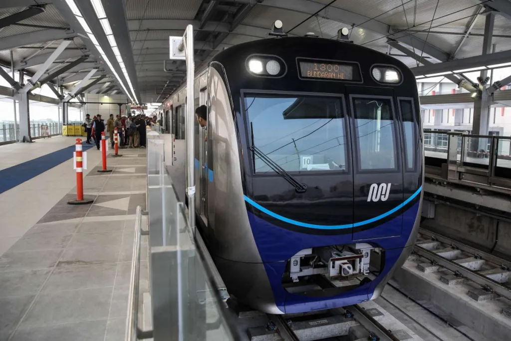 MRT Jakarta: Panduan Lengkap untuk Pengguna dan Pembeli Properti
