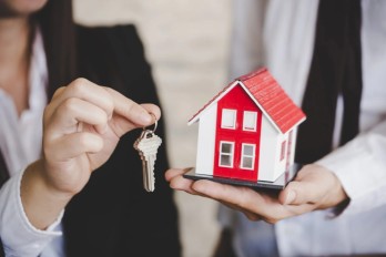 Hal Yang Harus Diperhatikan Saat Jual Beli Rumah Baru