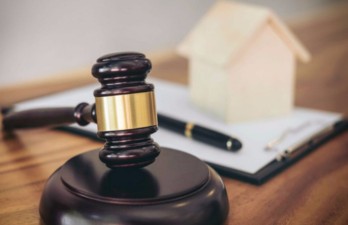 Untung Rugi Jual Beli Rumah Lelang