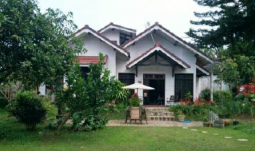 Villa Dijual Abdul Gani Atas Batu