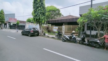 DIJUAL RUMAH DITENGAH KOTA KEDIRI