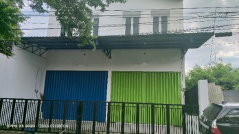 DISEWAKAN RUKO DUA LANTAI DI KOTA KEDIRI