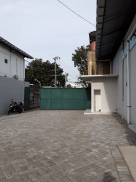Gudang siap pakai