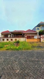 RUMAH MEWAH SIAP HUNI DI KOTA MALANG