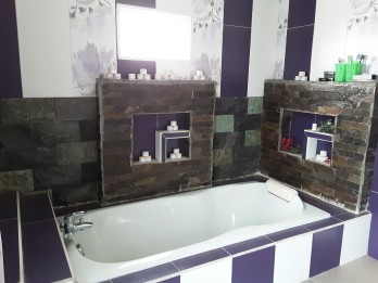 RUMAH 2 LANTAI DI JUAL