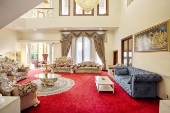 Rumah Classic Mewah Dijual Araya Malang