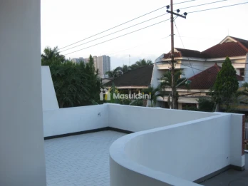 Rumah Dijual Simpang Taman Agung Dieng Malang