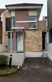 Rumah Dijual di De Cassablanca Residence