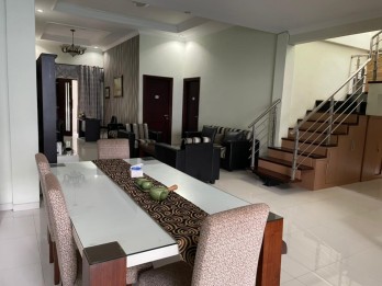 Rumah Mewah di Delta Dieng Dijual di Malang