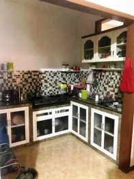 Rumah Siap Huni Dijual di Dinoyo Malang