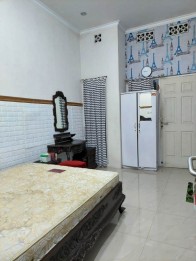 Rumah 2 Lantai Teluk Etna Arjosari