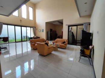 Rumah Dijual di Raya Graha Golf Araya Malang