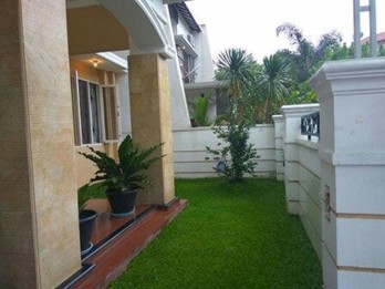 Rumah Dijual di Telaga Golf Araya