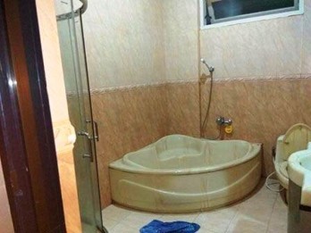 Rumah Dijual di Telaga Golf Araya