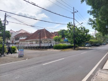Rumah Disewakan Tengah Kota Jl Buring Malang