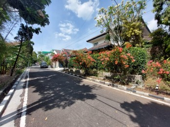 Rumah Full Furnished Dijual di Bukit Cemara Tujuh