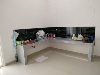 Rumah Full Furnished Dijual di Villa  Puncak Tidar