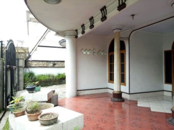 Rumah Mewah 2 Lantai Raya Tidar Malang