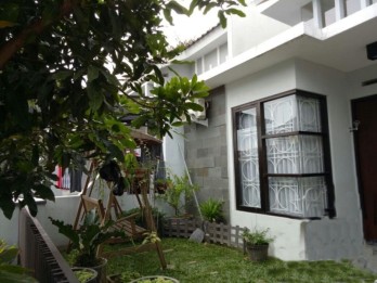 Rumah Villa Puncak Tidar Dijual di Malang