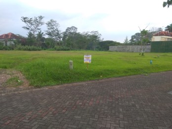 Tanah Dijual di Telaga Golf Megah Araya