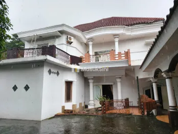 Dijual Rumah Mewah di Riverside Blimbing Malang