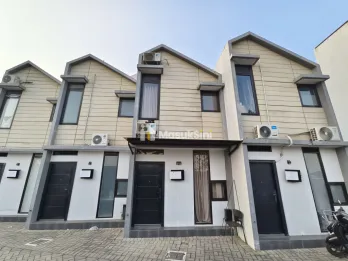Dijual Rumah Minimalis 2 Lantai Cluster M House Araya Malang