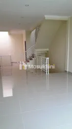 Ruko Disewakan 3,5 Lantai di Jl Veteran Tangerang