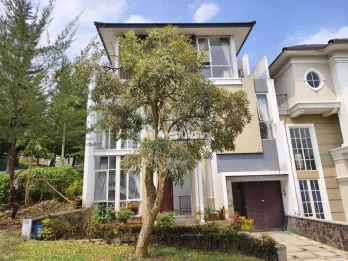 Rumah Mewah Hook Furnished Dijual di Citra Garden Malang