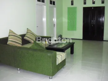 Villa Keluarga Dekat Museum Angkut Batu
