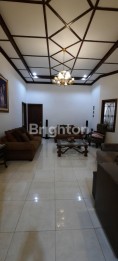RUMAH / TEMPAT USAHA IJEN MALANG