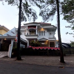 Rumah mewah dijual di area arjosari kota malang