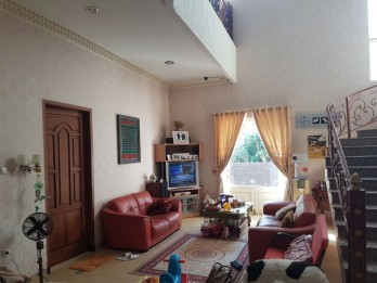 Rumah mewah dijual di area arjosari kota malang