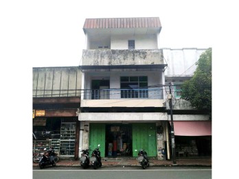 Toko Strategis Kyai Tamin Malang
