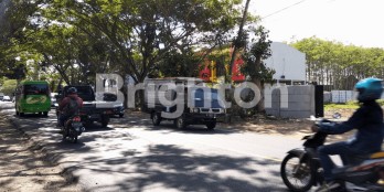 TANAH UNTUK USAHA POROS JALAN PAKISAJI MALANG