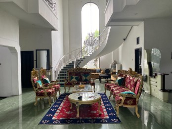 Dijual Rumah Mewah Hook di Tidar Malang