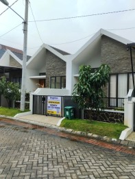 Rumah Disewakan di Greenland Tidar Malang
