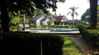 Villa Eljusna Dijual di Cisarua Bogor