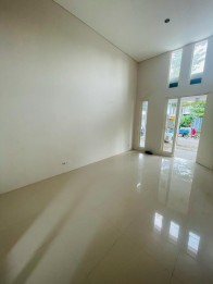 DISEWAKAN RUMAH DI GREEN ORCHID, SOEKARNO HATTA