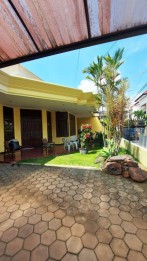 Rumah 2 Lantai di Jalan Latimojong Bawah Tidar