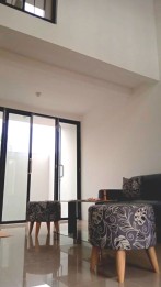 Rumah 2lantai dijual murah di kota Batu
