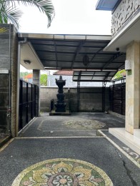 Rumah Mewah 2 Lantai Full Furnished di Gianyar Bali