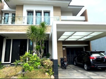Rumah Full Furnished di Virginia Regency Pakuwon