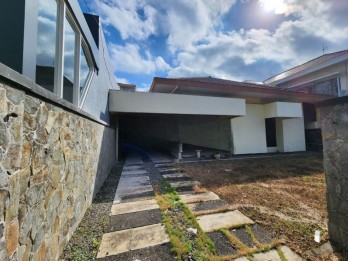 Ruang Usaha / Rumah Tinggal