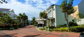 Rumah 2 Lantai Full Furnished di Paramount Village Semarang