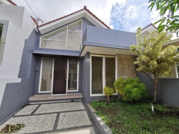 Rumah Modern Minimalis Austinville Dieng Tidar Dau