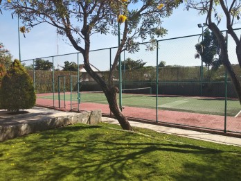 Rumah di Crystal Golf Citraland, Surabaya Barat