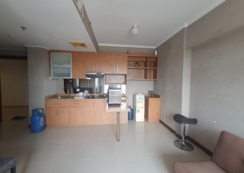 Jual Apartemen WaterPlace A, Surabaya, 2BR Furnished.